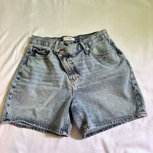 Forever 21 Crossover High Rise Denim Shorts Size 30